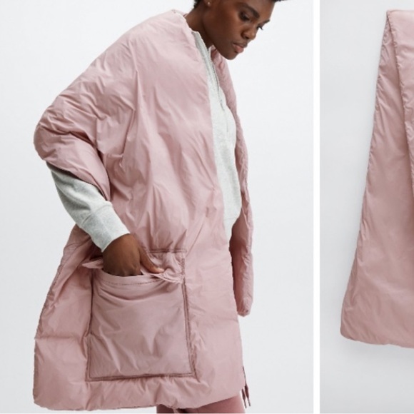 Fabletics Unisex Puffer Scarf in Trail Dust Pale Pink. Pockets. - Picture 1 of 6